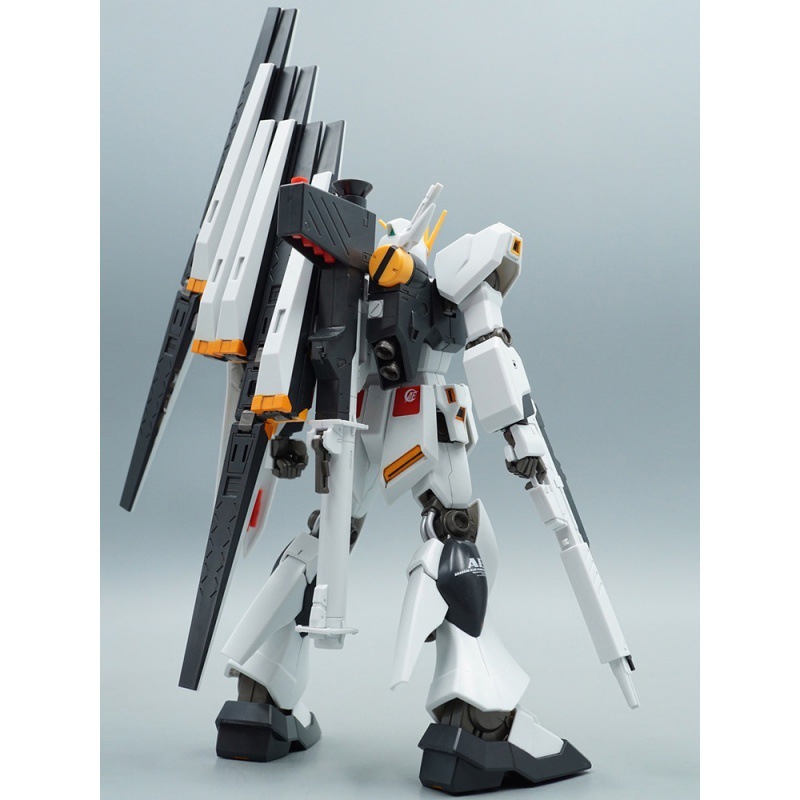 Mô hình Robot Gundam Niu HG 1/144 Chất liệu nhựa siêu đẹp