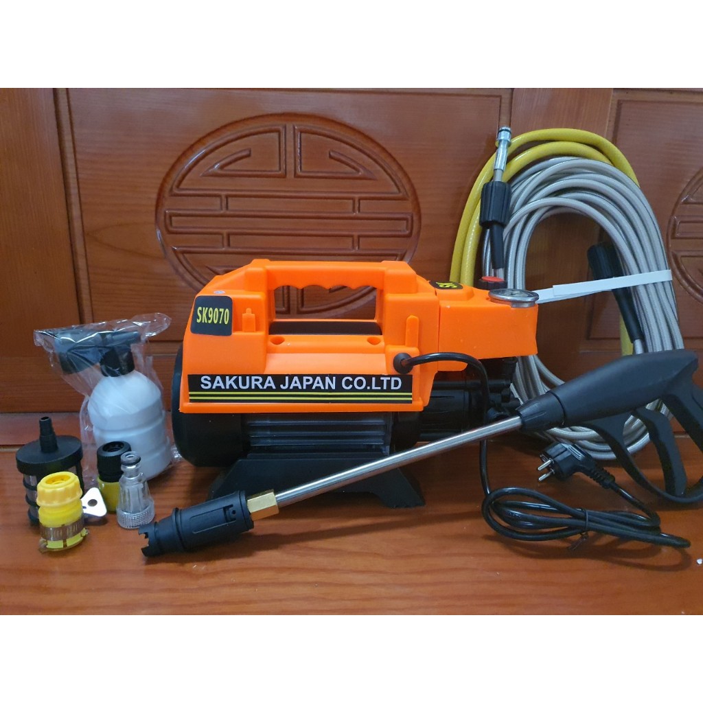 Máy rửa xe máy, ô tô  chỉnh áp, áp lực cao 3500w, 100% dây đồng, dây 15m kèm bình bọt và cần nối súng