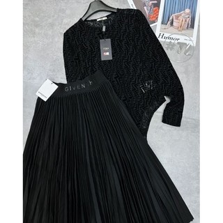 Chân váy cạp Givenchy. xếp ly hàng qccc