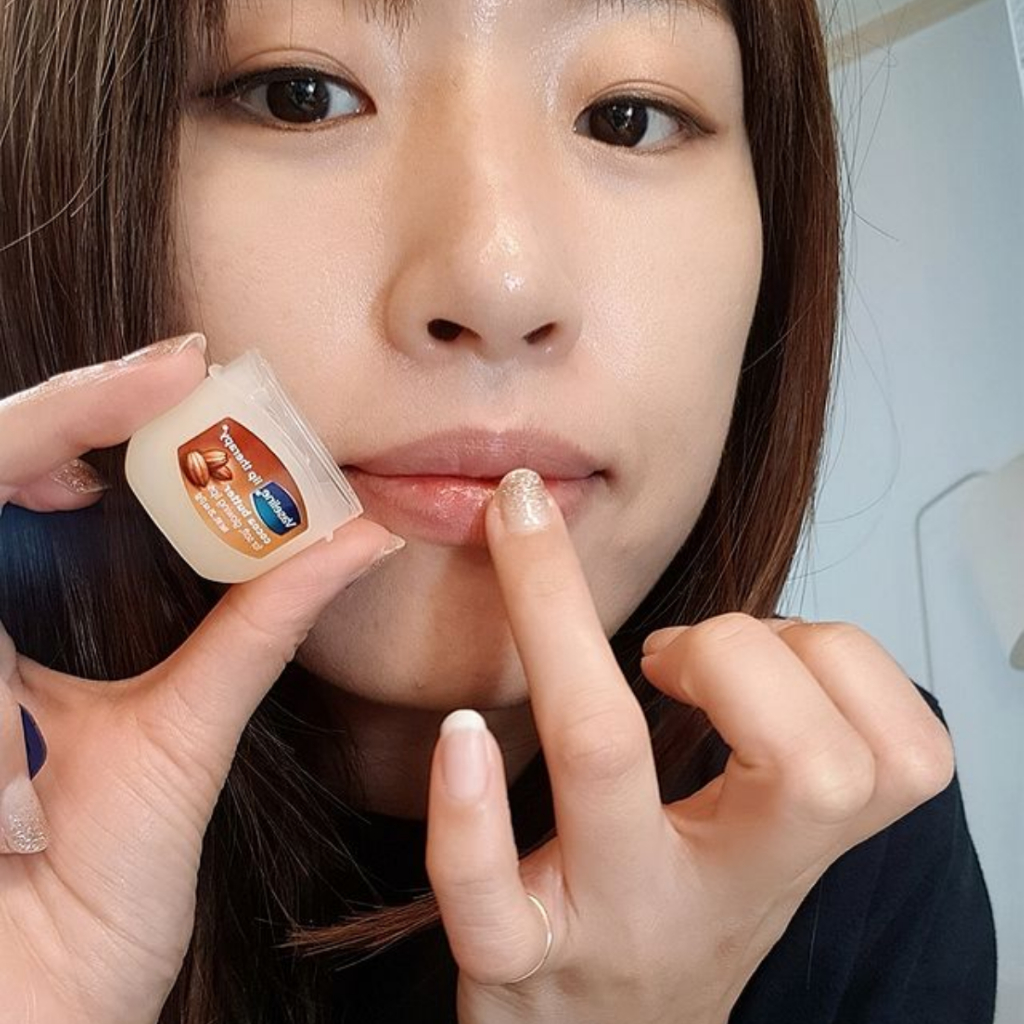 Sáp Dưỡng Môi Vaseline Lip Care dưỡng môi hồng xinh, mềm mịn, ngọt ngào KOREA 7g/ Hũ