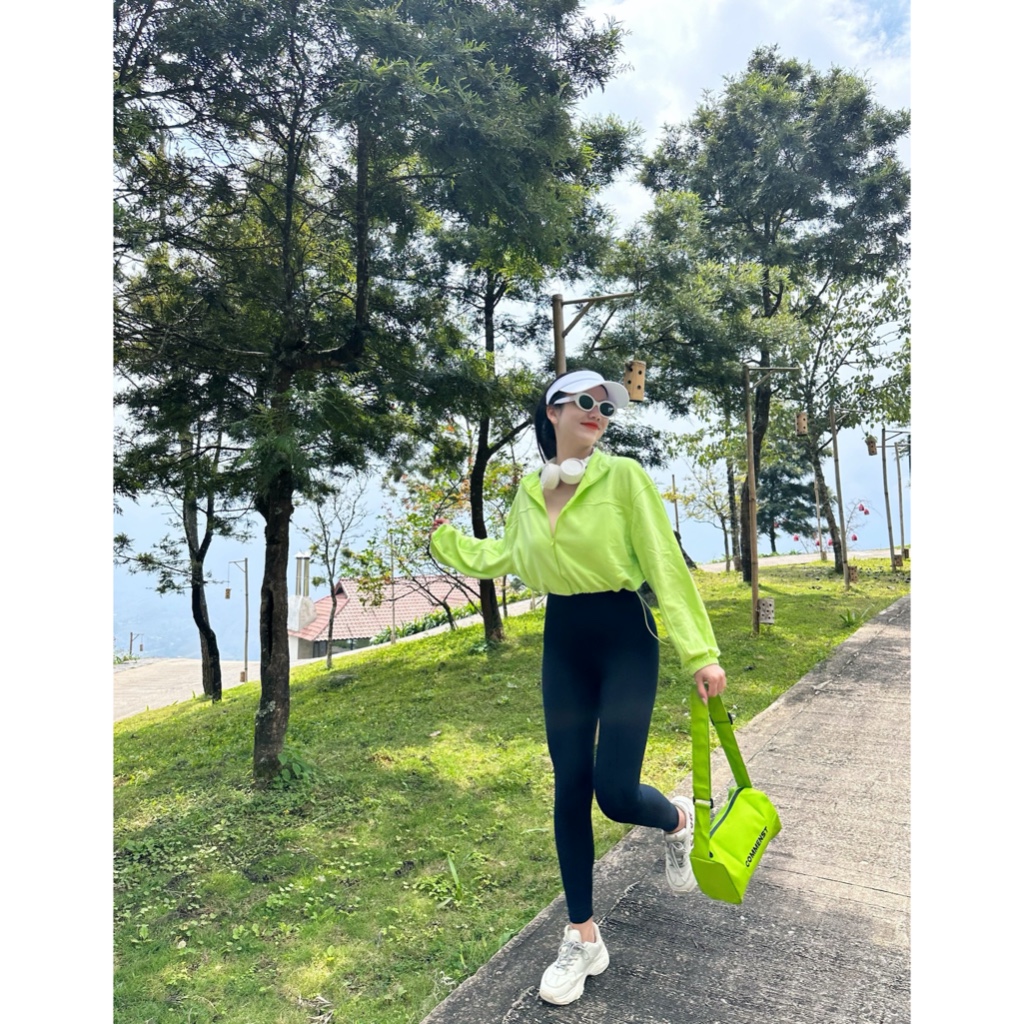 Áo khoác croptop rút eo DEMONT - Chất nỉ da cá cao cấp - BRUN