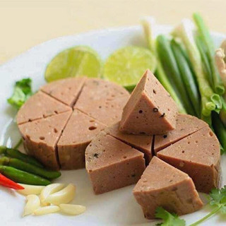 Chả bò tiêu đen 500gr (Ship hỏa tốc HCM)