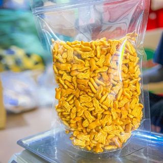 Bánh quy cá mặn bơ sữa tuổi thơ bánh quy cá mặn thơm ngon túi zip 500gr - 04100256