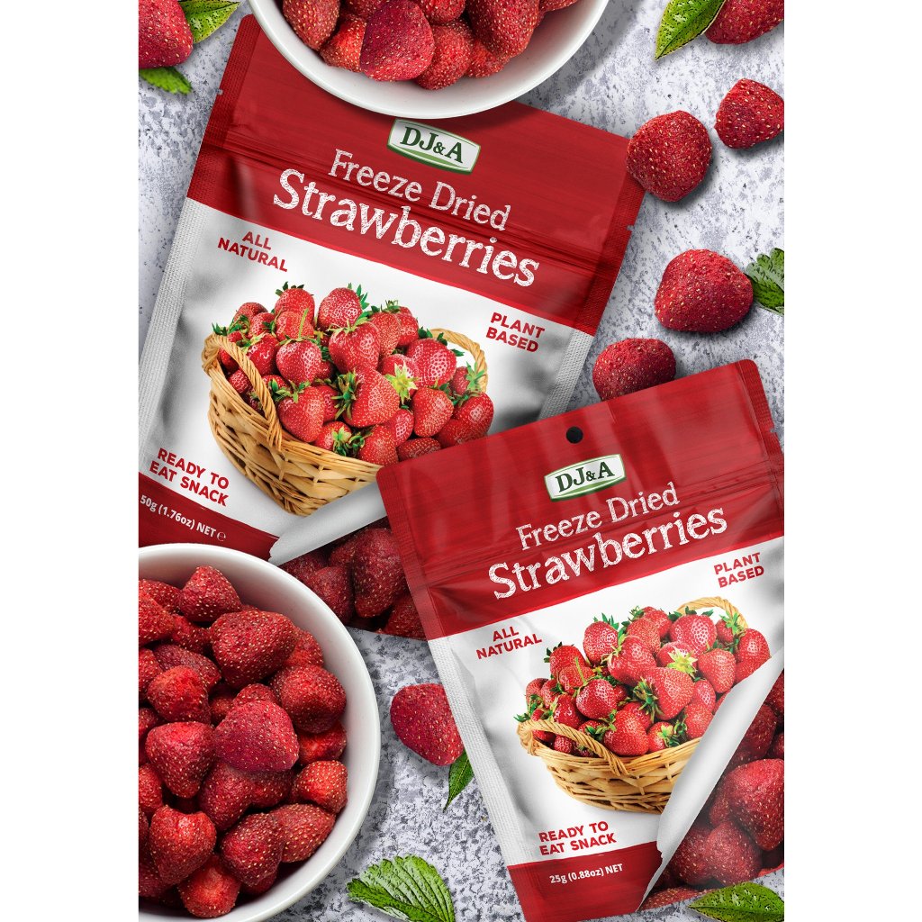 DJ&A Strawberry Dâu tây sấy khô ăn liền