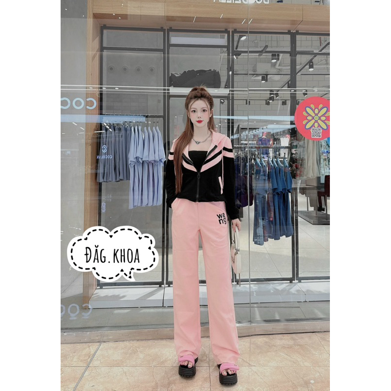 Bộ thể thao mũ thêu nổi