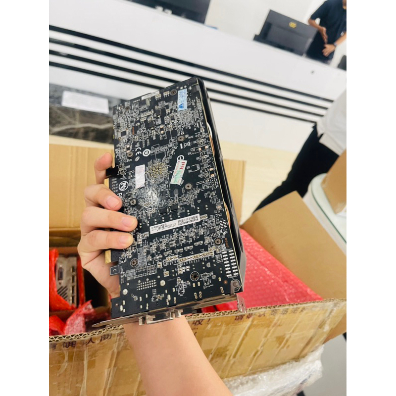 VGA GIGABYTE RX590 8GB 2ND