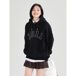 Áo hoodie Dessuu nỉ lót bông dày họa tiết thêu chữ 1011