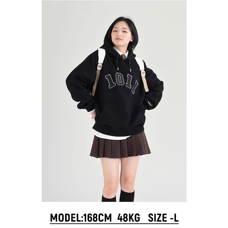 Áo hoodie Dessuu nỉ lót bông dày họa tiết thêu chữ 1011
