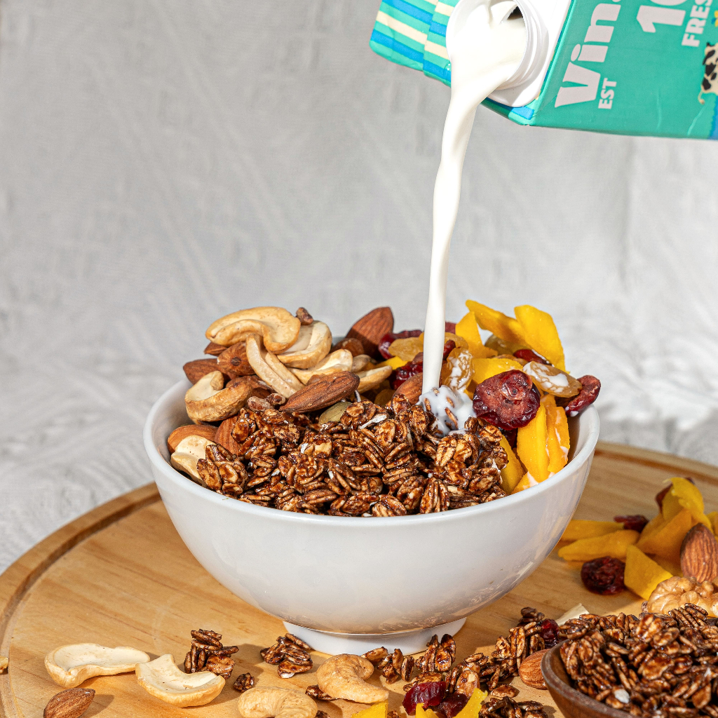 Combo Ngũ cốc granola và Biscotti mix vị nguyên cám không đường cho mẹ bầu, người tiểu đường, ăn vặt 500g