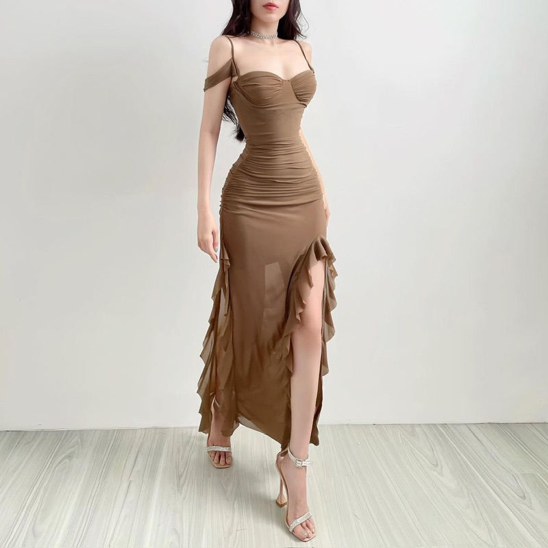 Đầm Maxxi Lưới Cúp Khuôn Ngực Thiết Kế Dây Vai Dáng Xẻ Tua Vạt Bèo