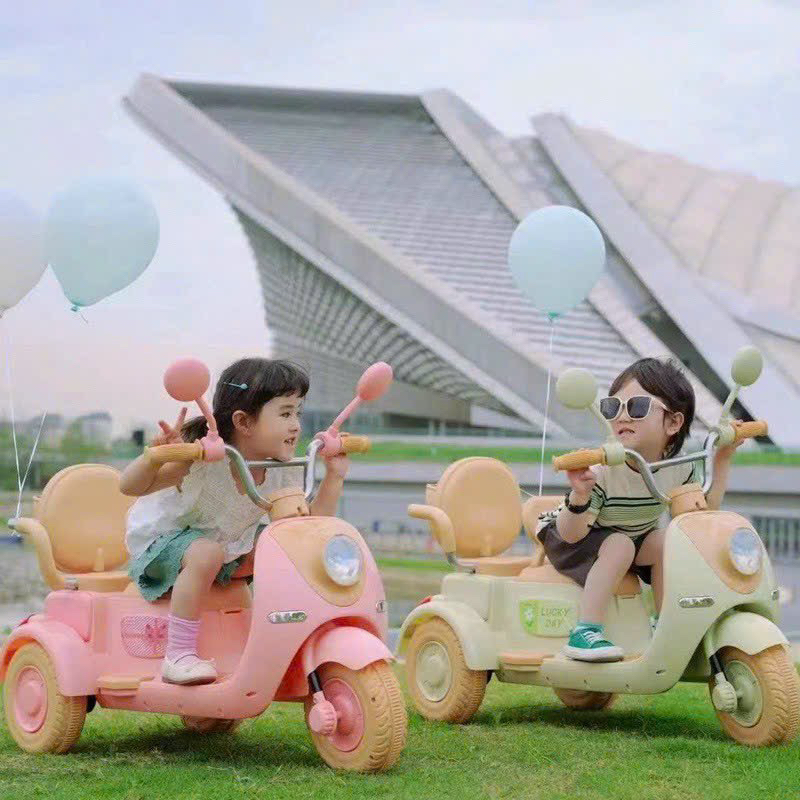 xe Vespa điện 2 chỗ cho bé, xe Vespa điện trẻ em mẫu mới nhất 2023 Misa kids