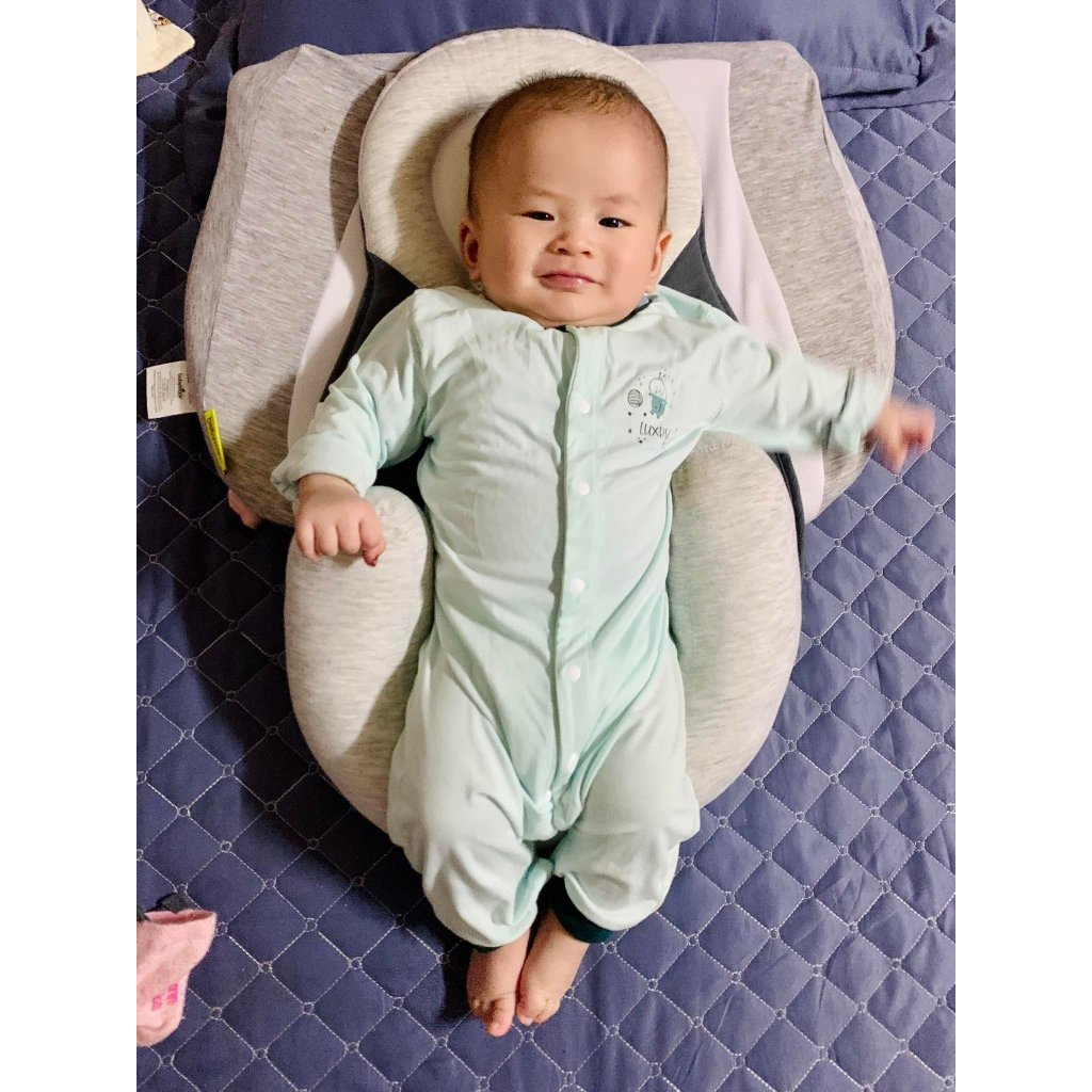 Bộ đồ liền thân body dài Phi hành gia thương hiệu Luxry vô cùng đáng yêu cho bé sơ sinh đến 18 tháng