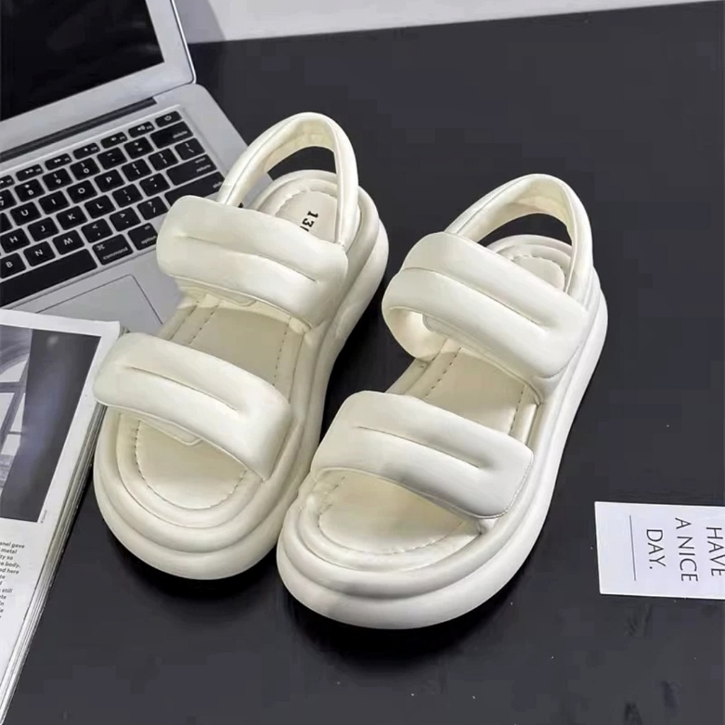 Giày Sandal nữ quai ngang SHEE 2023 đế bánh mì siêu mềm phong cách Hàn Quốc
