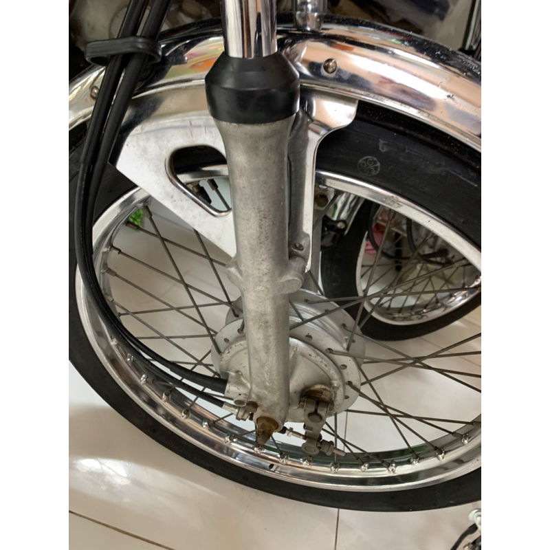 Chụp bụi phuộc trước xe honda win100