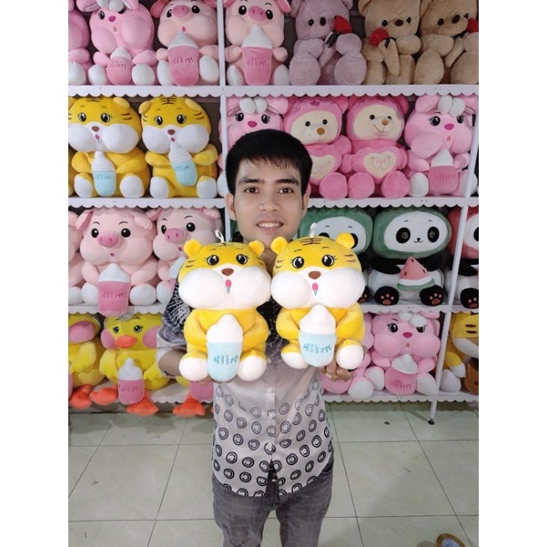 Gấu bông, thú nhồi bông Hổ ôm Bình Sữa cao cấp size 30cm.