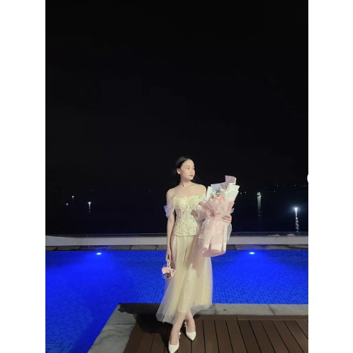 Set váy ren phong cách tiểu thư, Set áo ren corest trễ vai lưới mix chân váy lưới Lanasecret 114
