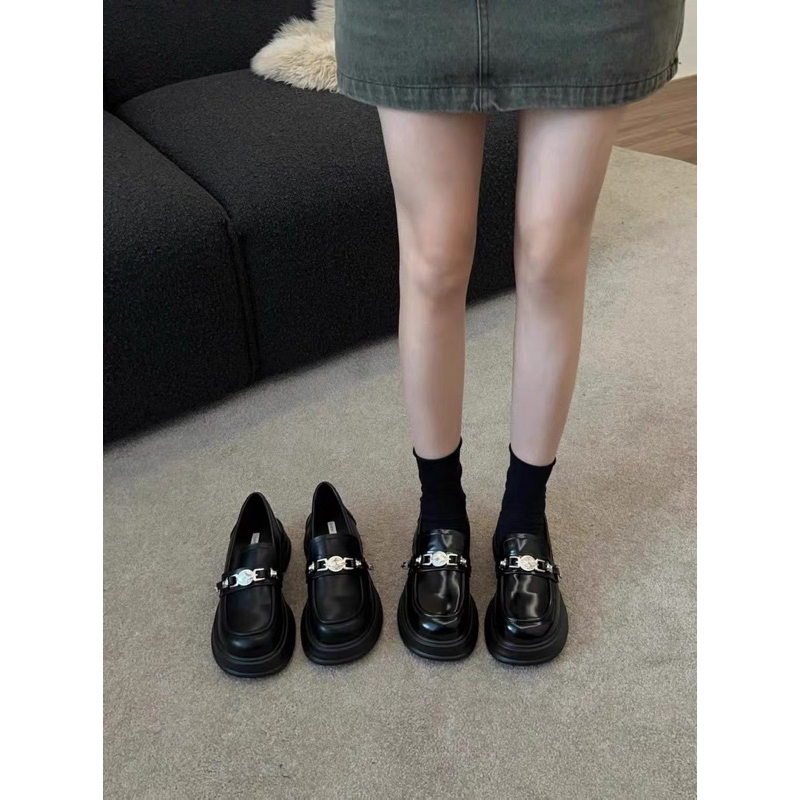 Loafer gót cao Dapai show da mềm khóa bạc thu đông 2023