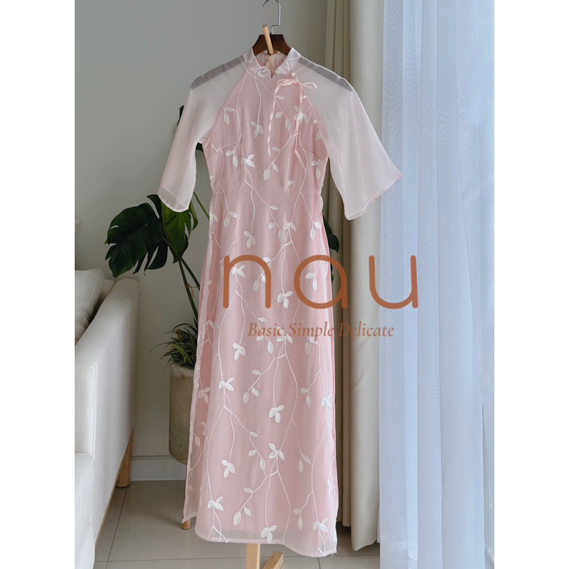 Áo dài voan tơ thêu kèm sẵn quần