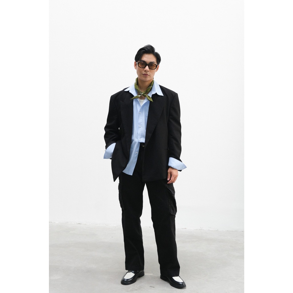 Áo Blazer phân khúc cao cấp, form oversized thương hiệu B Brown