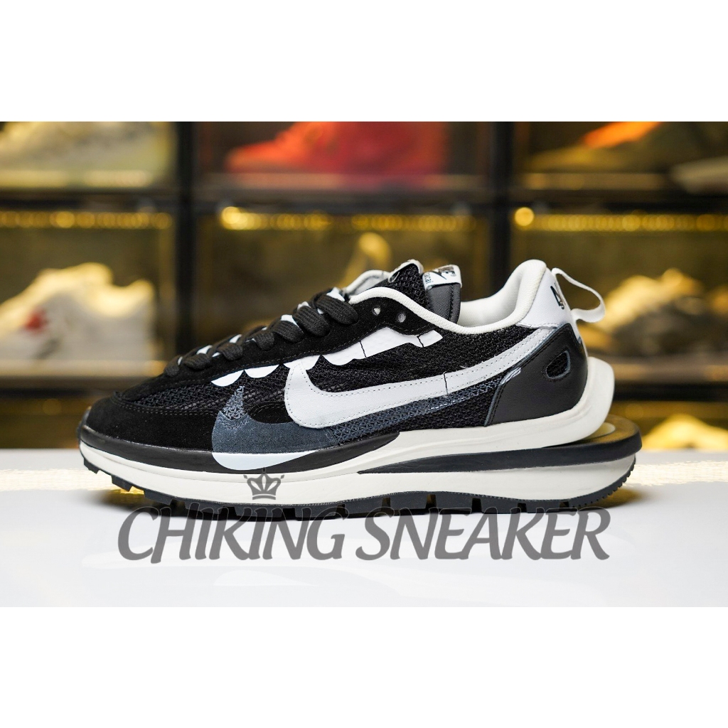 Giày Sneaker Nike Sacai x VaporWaffle 'Black White' Siêu Cấp