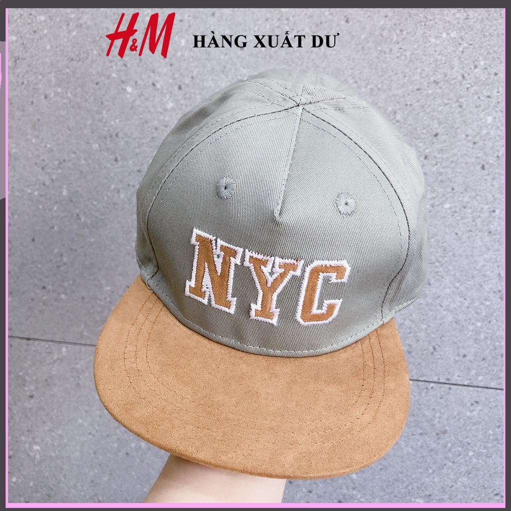 Mũ HM bé trai thêu chữ NYC nâu size 6-9 tháng