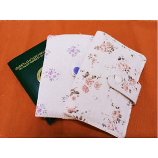 Ví đựng passport Binder Handmade hoa nhí