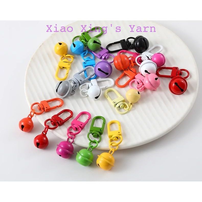 Khoá cài kèm chuông nhiều màu sắc gắn móc khoá, balo, thú bông handmade | Xiaoxingyarn