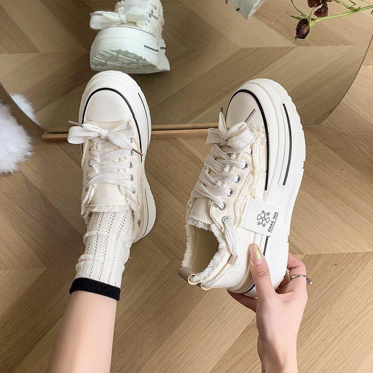 Giày nữ canvas Zata Đế cao 5cm Mã C-2