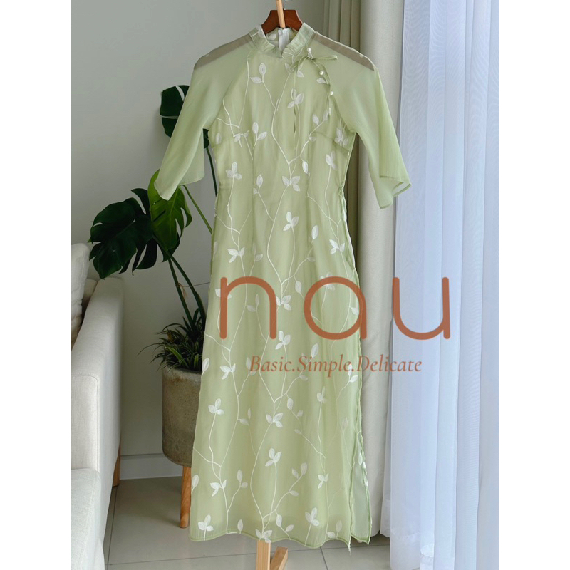 Áo dài voan tơ thêu kèm sẵn quần