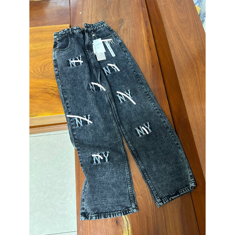 Quần jeans xám