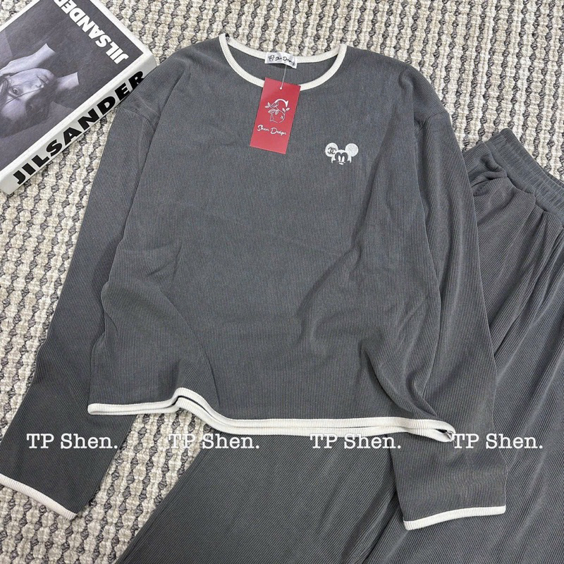 Set áo tay dài kèm quần dài viền