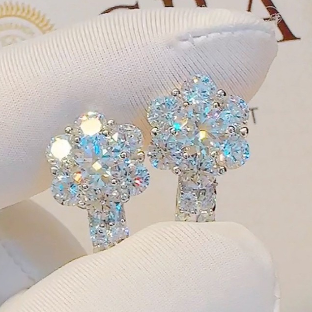 Bông Tai Bạc Hình Hoa Đá Tiểu Thư Sang Chảnh, Khuyên Tại Bạc Ý 925 Khóa Giò Trẻ Trung BB84xi
