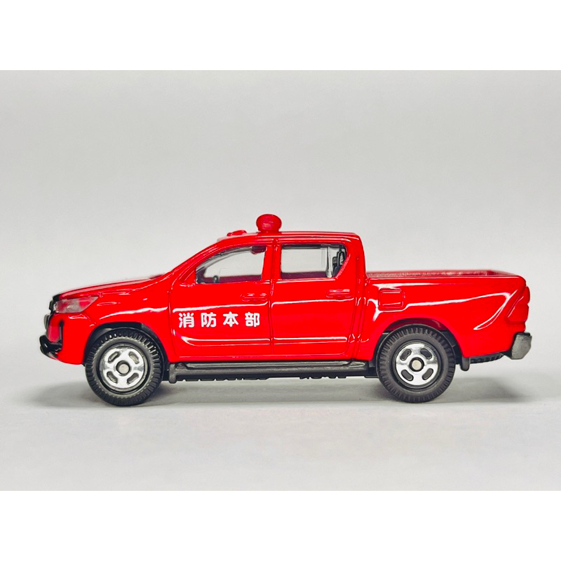 Hobby Store xe mô hình Tomica Toyota Hilux Fire Fighting - Xe Chữa Cháy - Cứu Hoả Đỏ