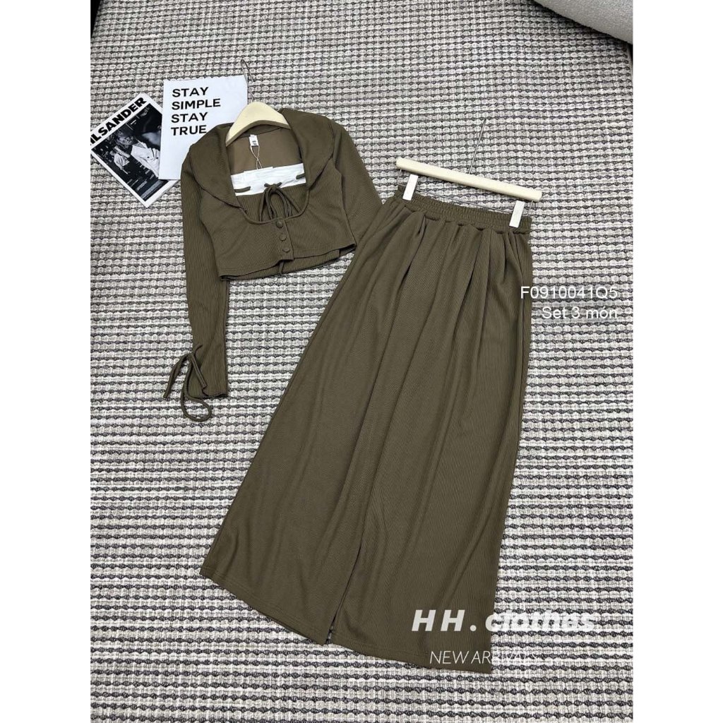 Set áo croptop tay dài+ áo 2 dây bên trong+ quần ống rộng dài!