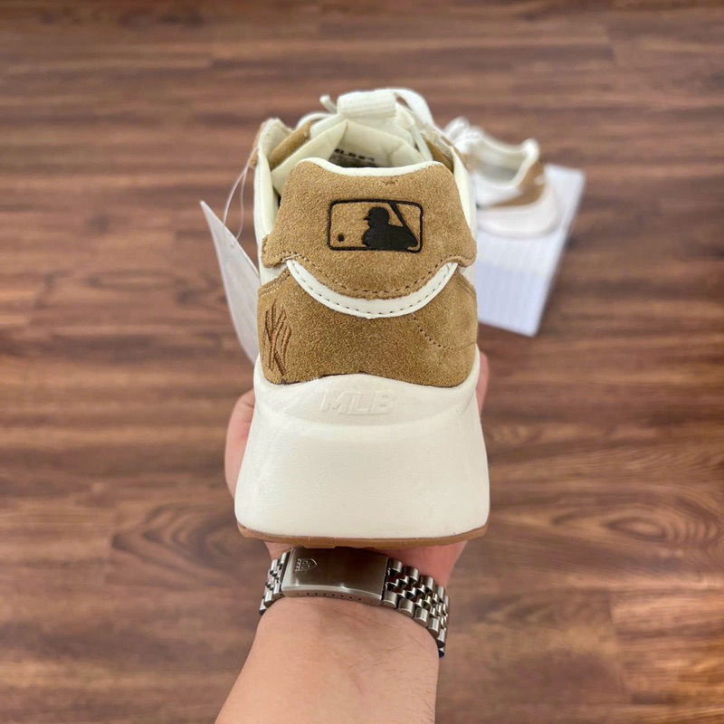 Giày Sneaker MLB Jogger - Chất Lượng Cao