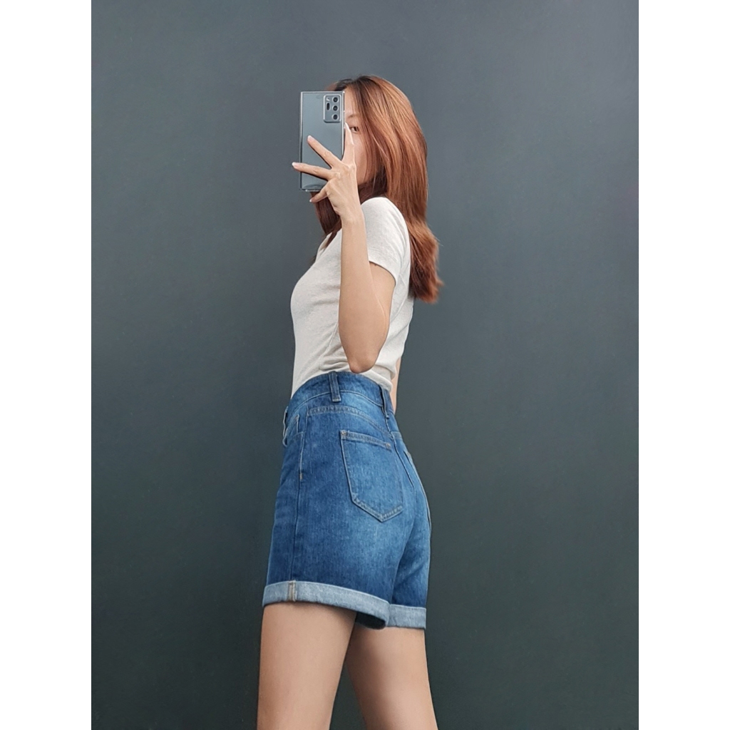 C2910 - 	Quần short jean lật lai, trơn