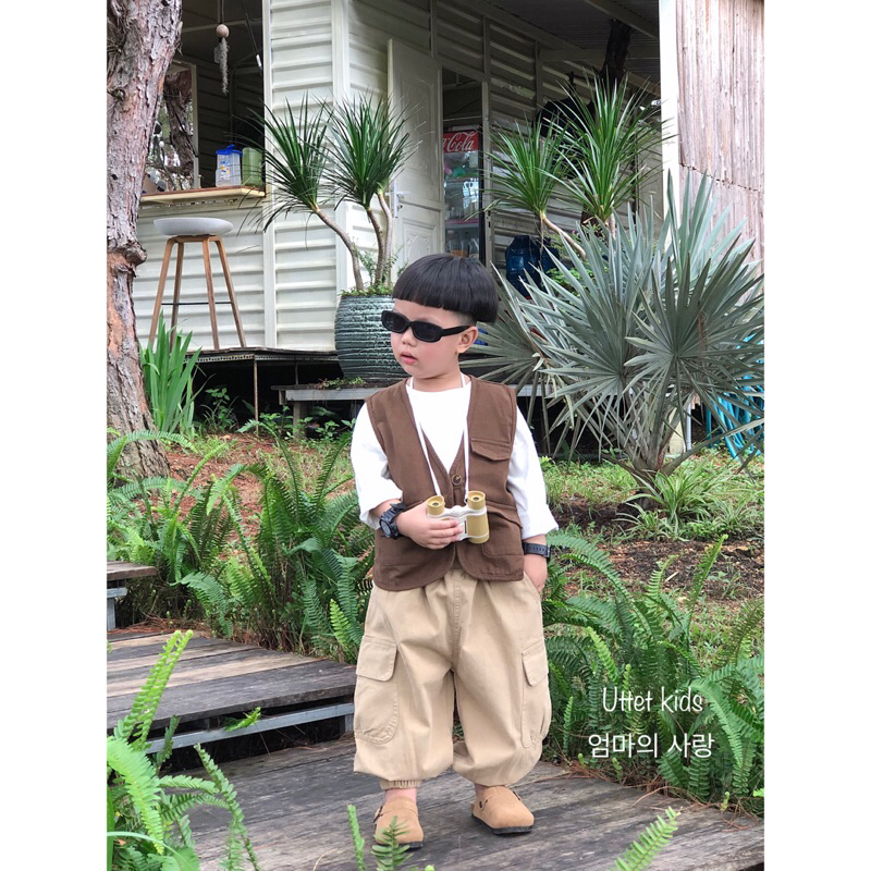 ÁO GILE KAKI HAI NÚT PHONG CÁCH HÀN QUỐC CHO BÉ GÁI VÀ BÉ TRAI 23121