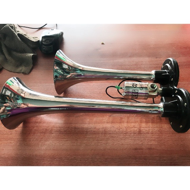 Còi hơi -kèn hơi 2 loa inox ô tô 12v - 24v cho xe có bình hơi