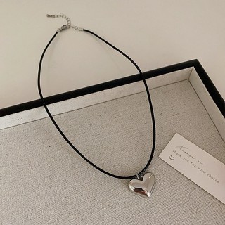 Vòng cổ Unisex dây da mặt tim trơn bản to