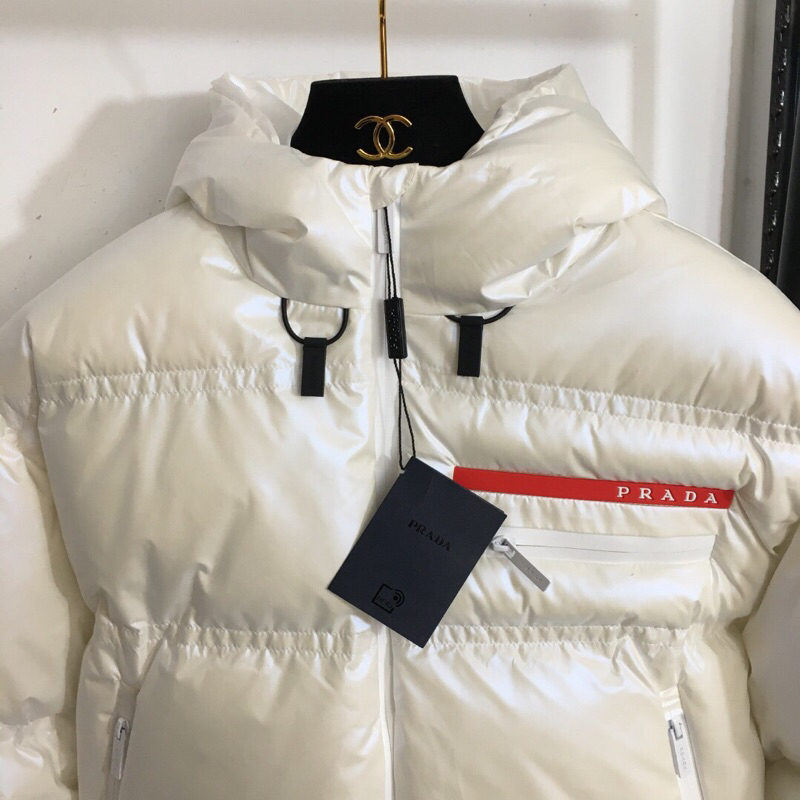 Áo khoác phao mùa đông Prada thời trang cao cấp 2023