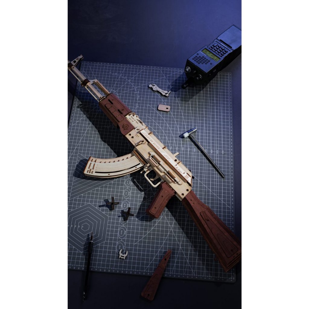 Mô Hình Đồ Chơi Lắp Ráp Gỗ 3D: Mô Hình AzK-47 Sử dụng Dây Chun An Toàn