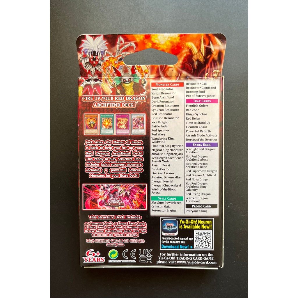 - 1 Hộp Structure deck: The Crimson King