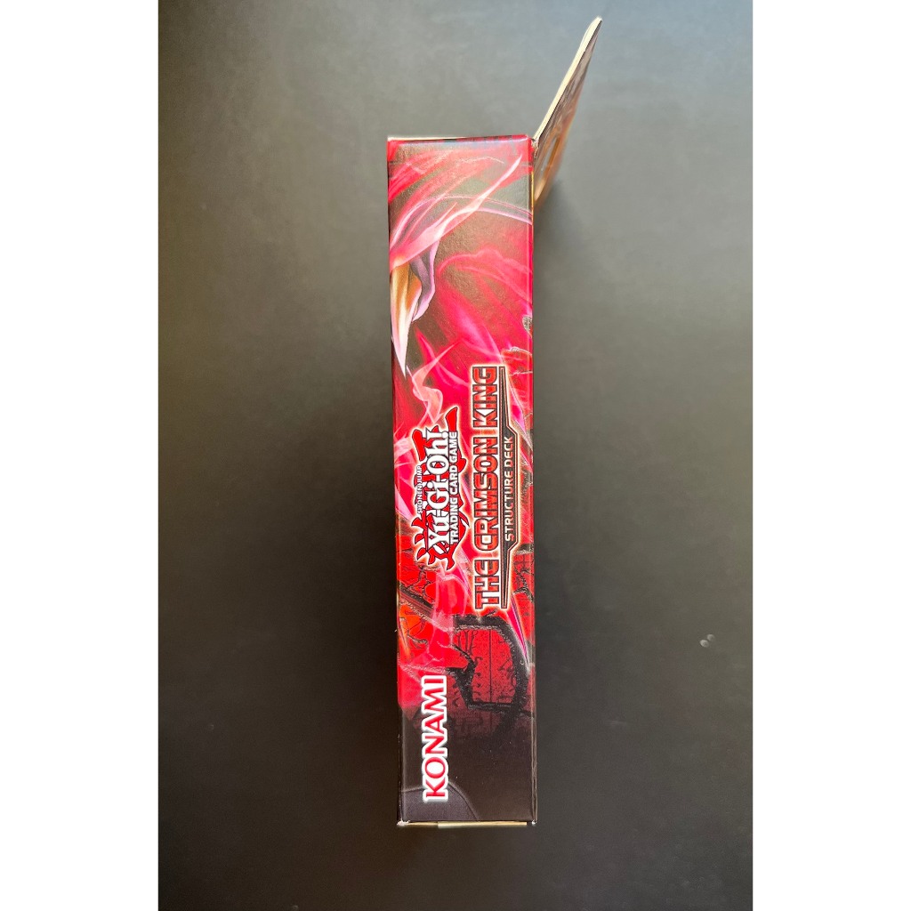 - 1 Hộp Structure deck: The Crimson King