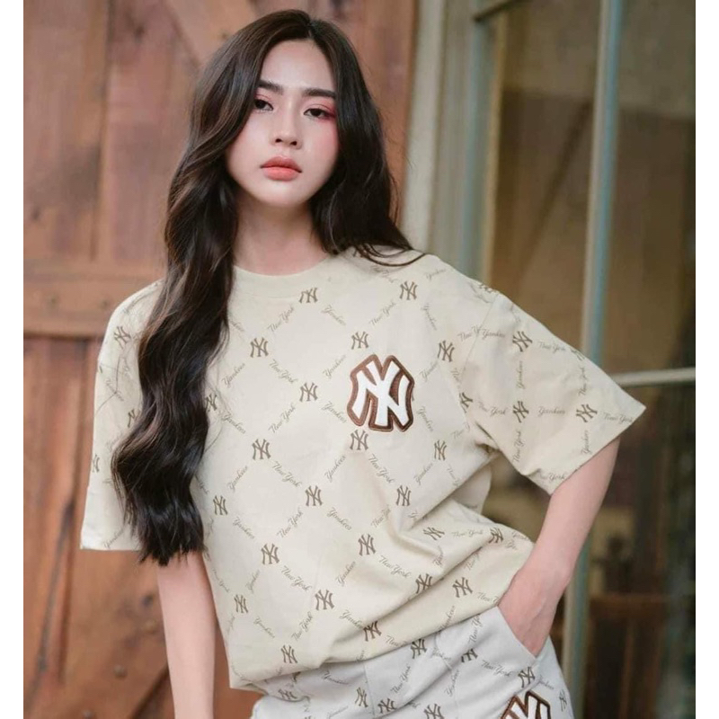 Áo NewEra  monogram logo NY thêu Be 💛💛