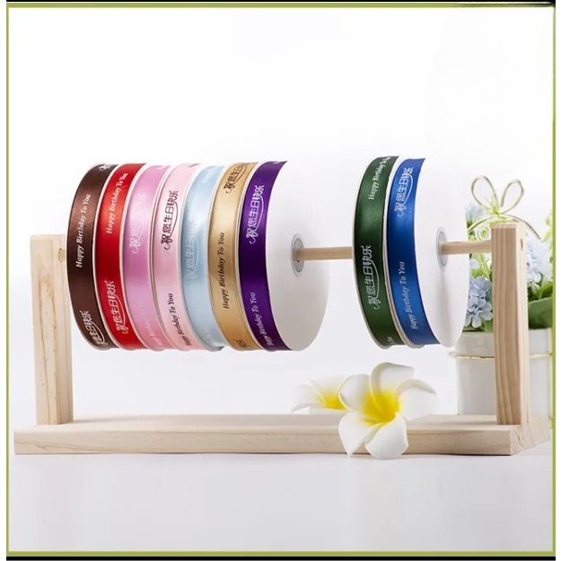 Giá treo cuộn dây duy băng được làm bằng gỗ tự nhiên