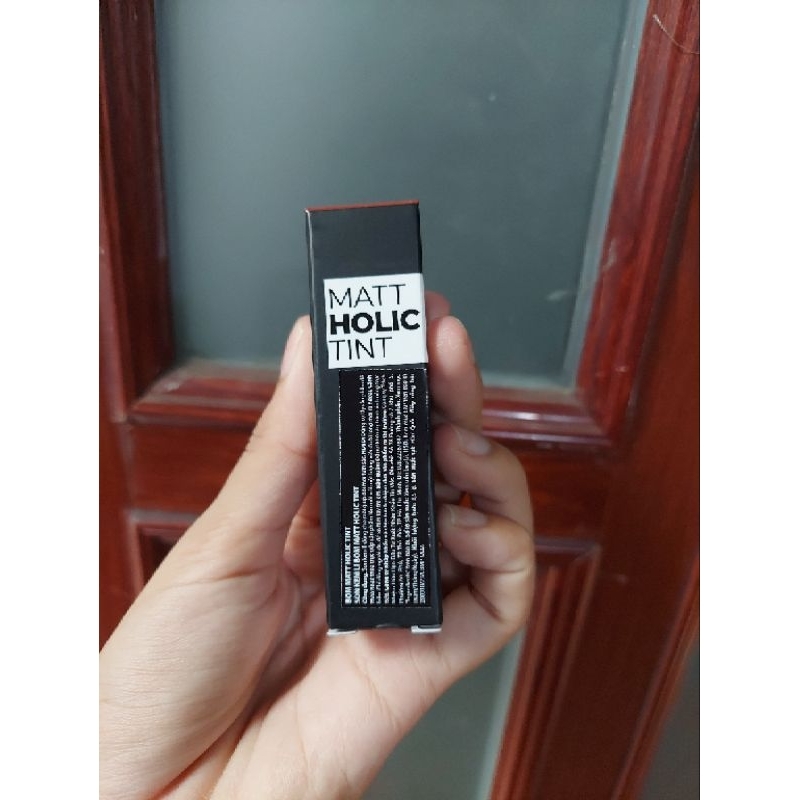 Son Kem Bom Matt Holic Tint màu 103 Maple Red