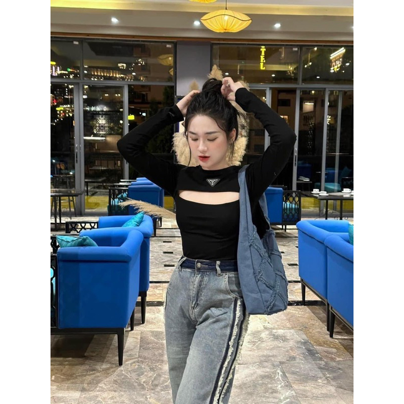 ÁO THUN KHOÉT NGỰC CÓ KÈM ẢNH CHỤP THẬT