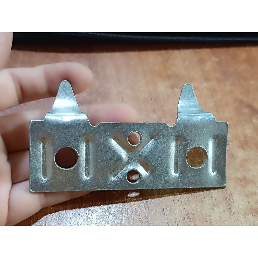 Móc treo nóng lạnh