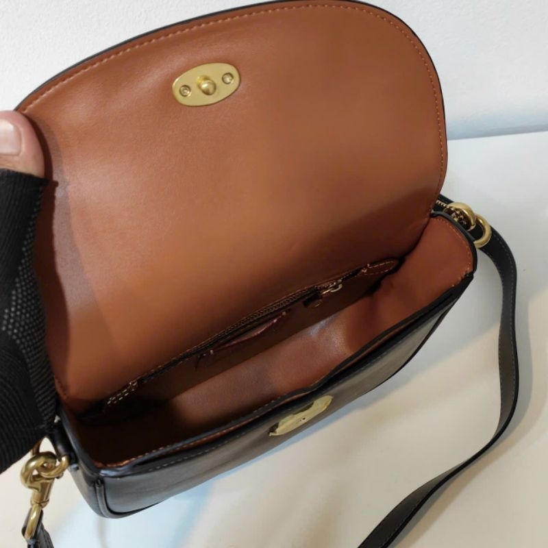 Túi COACH Harley Shoulder Bag