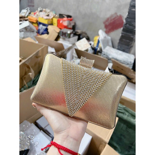 Cốp đá đi tiệc sang chảnh